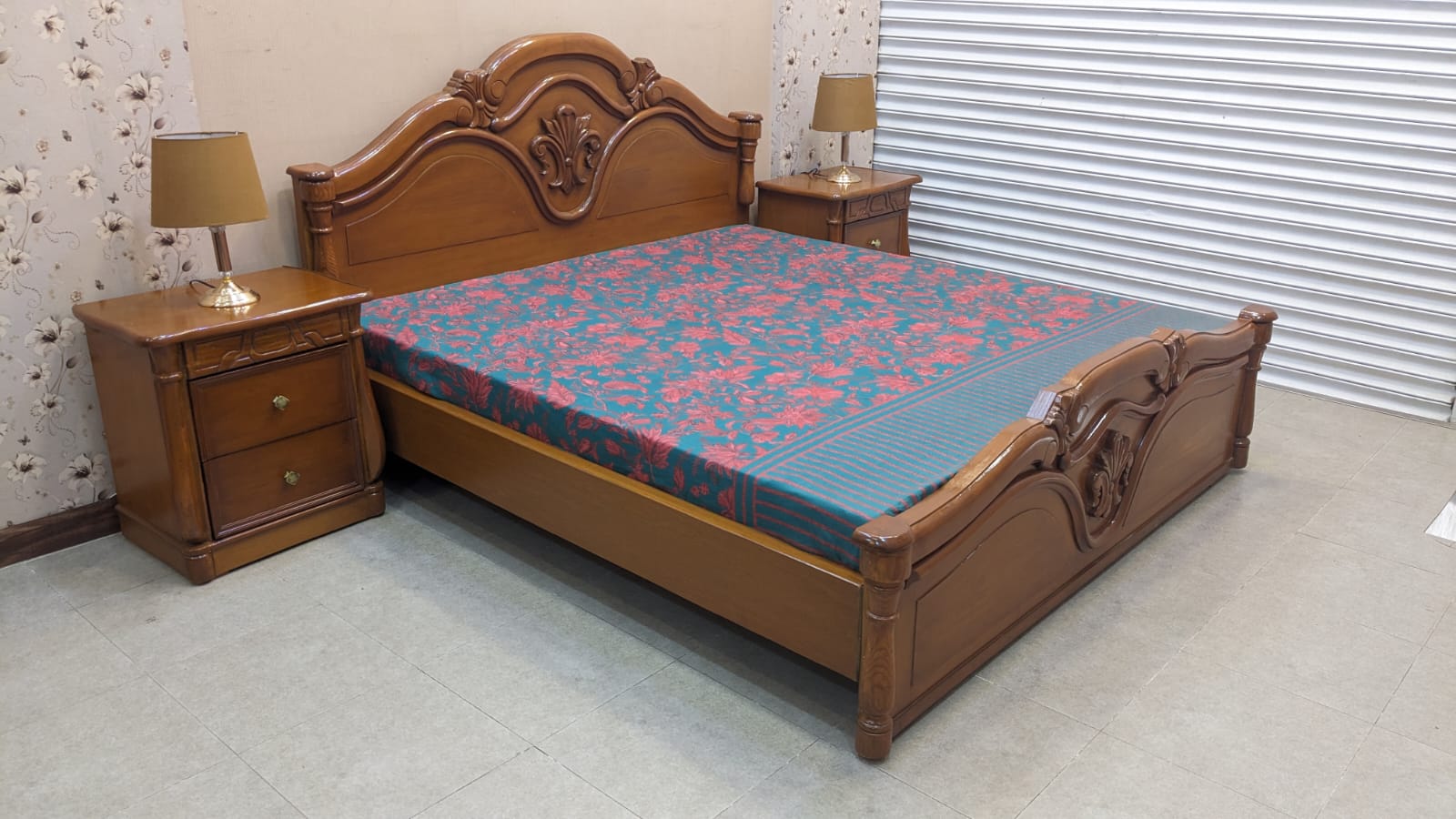 Diyar Wood and Ply King Size Bed with 2 Side Tables