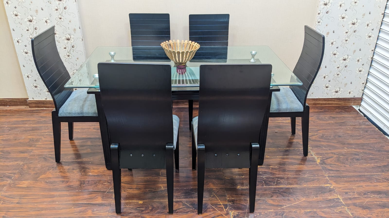 6 Seater Dining Table