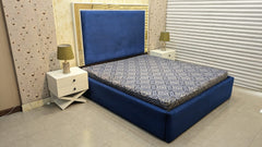 King Size Bed With 2 Side Tables