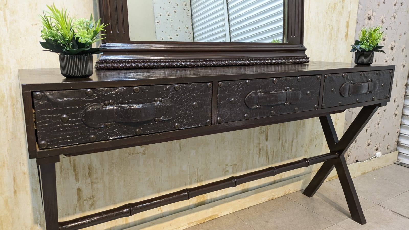 Console with Wall-Mounted Mirror