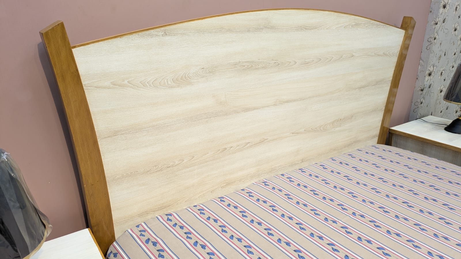 Queen Size Bed Set