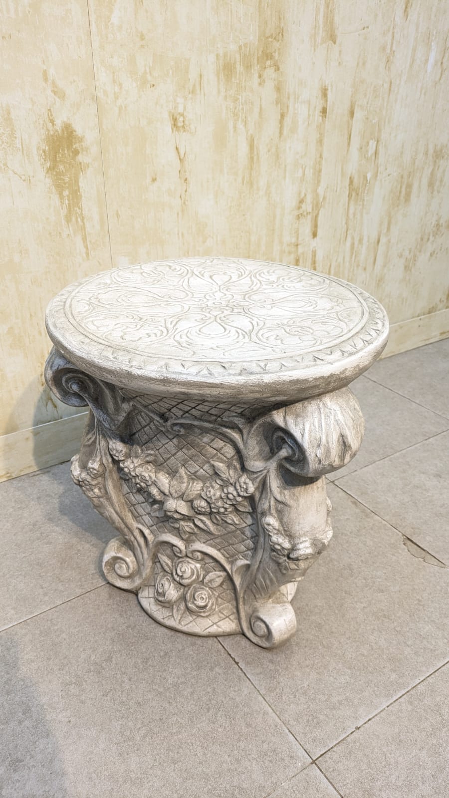 ✨ BRAND NEW ORNATE CLASSICAL-STYLE PEDESTAL ACCENT TABLE ✨