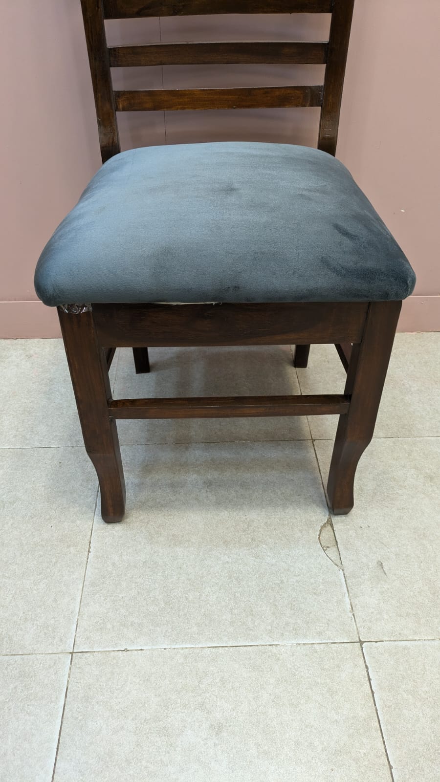 Solid sheesham Wood 4 Seater Dining Table