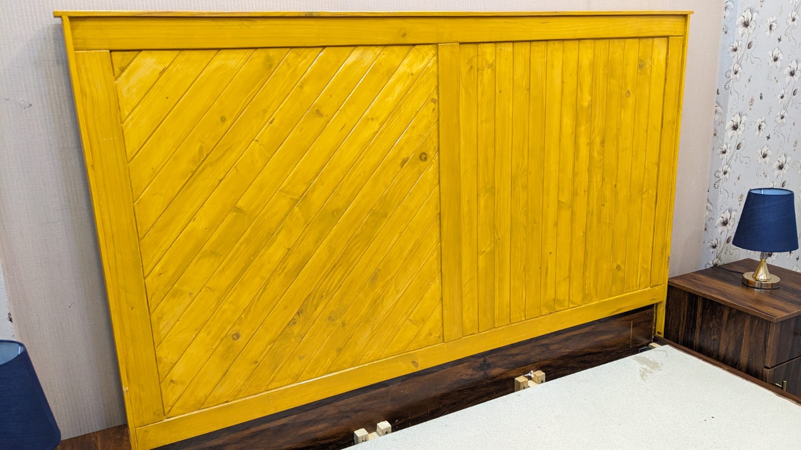 King Size Bed with 2 Side Tables