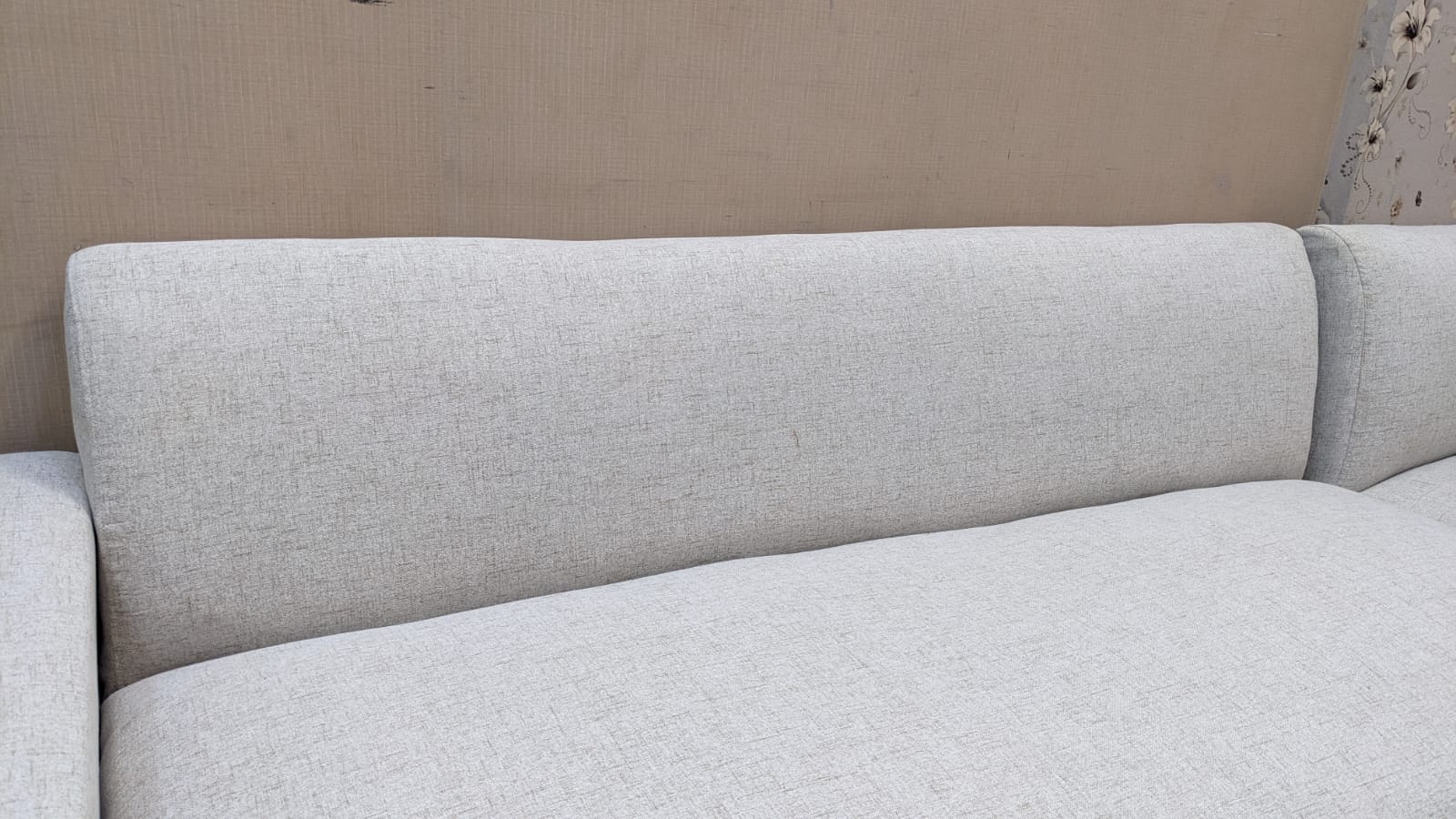 Modern Design 5 Seater L Shape Sofa Set with Center Table