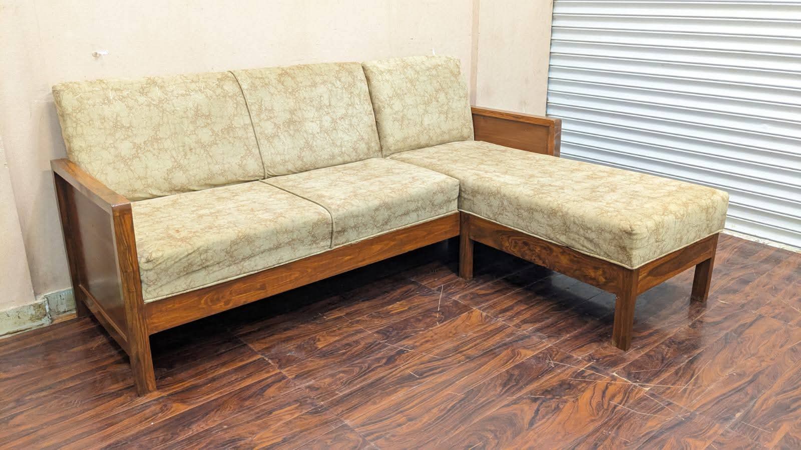 4 Seater L Shape Sofa Set