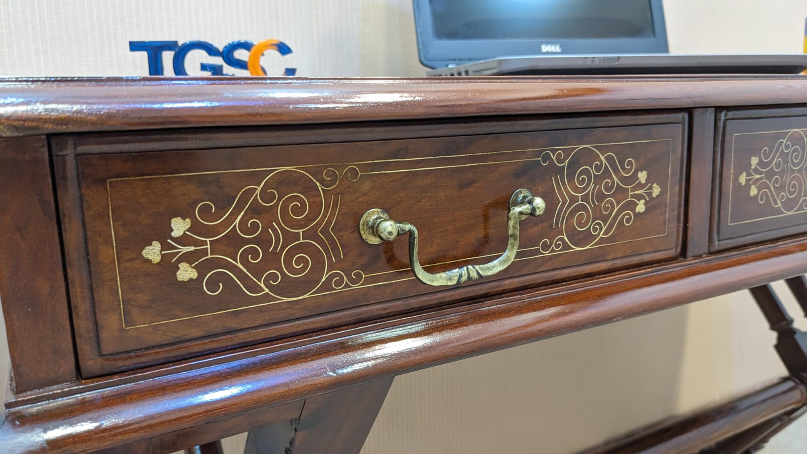 Antique 100% Solid Sheesham Wood Writing Desk