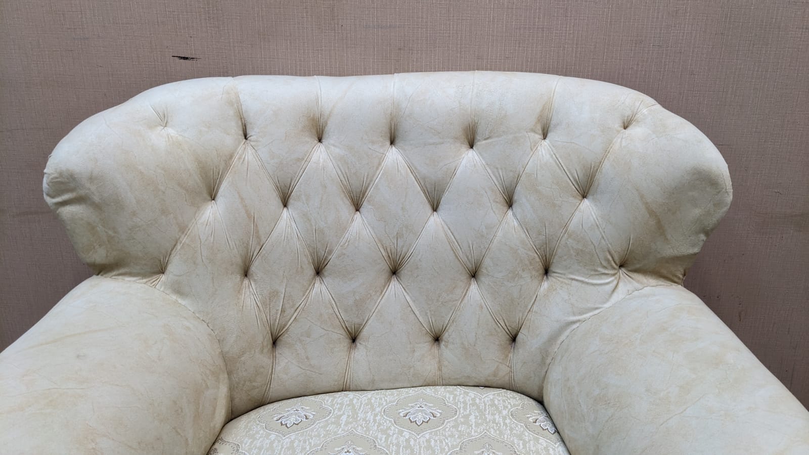 Stylish 7 Seater Sofa Set