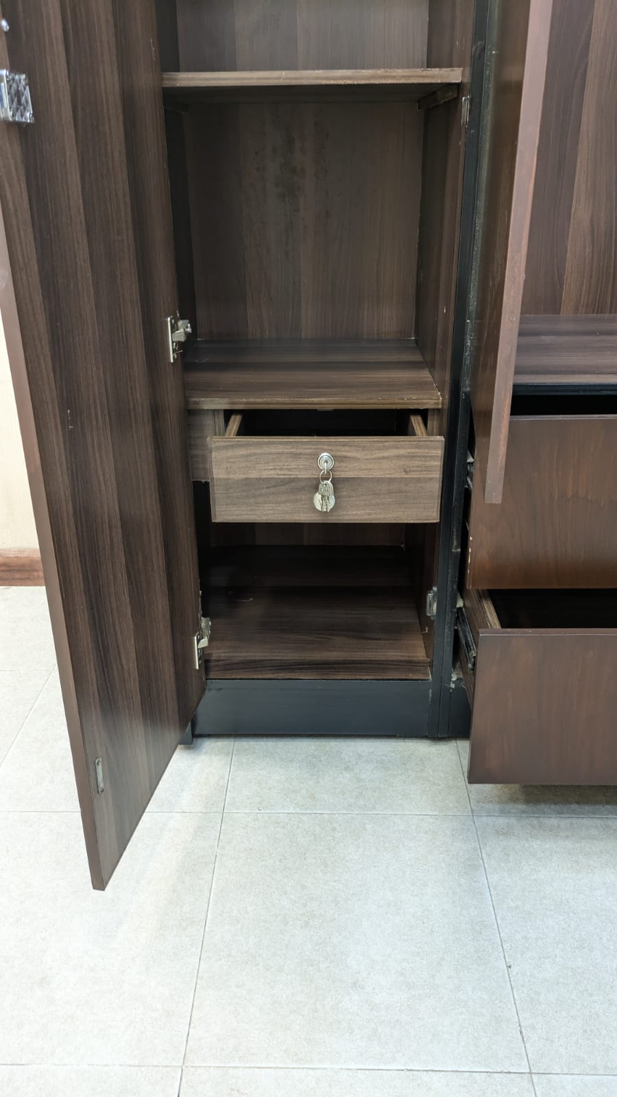 Habitt Cooper King Size Bedroom Set