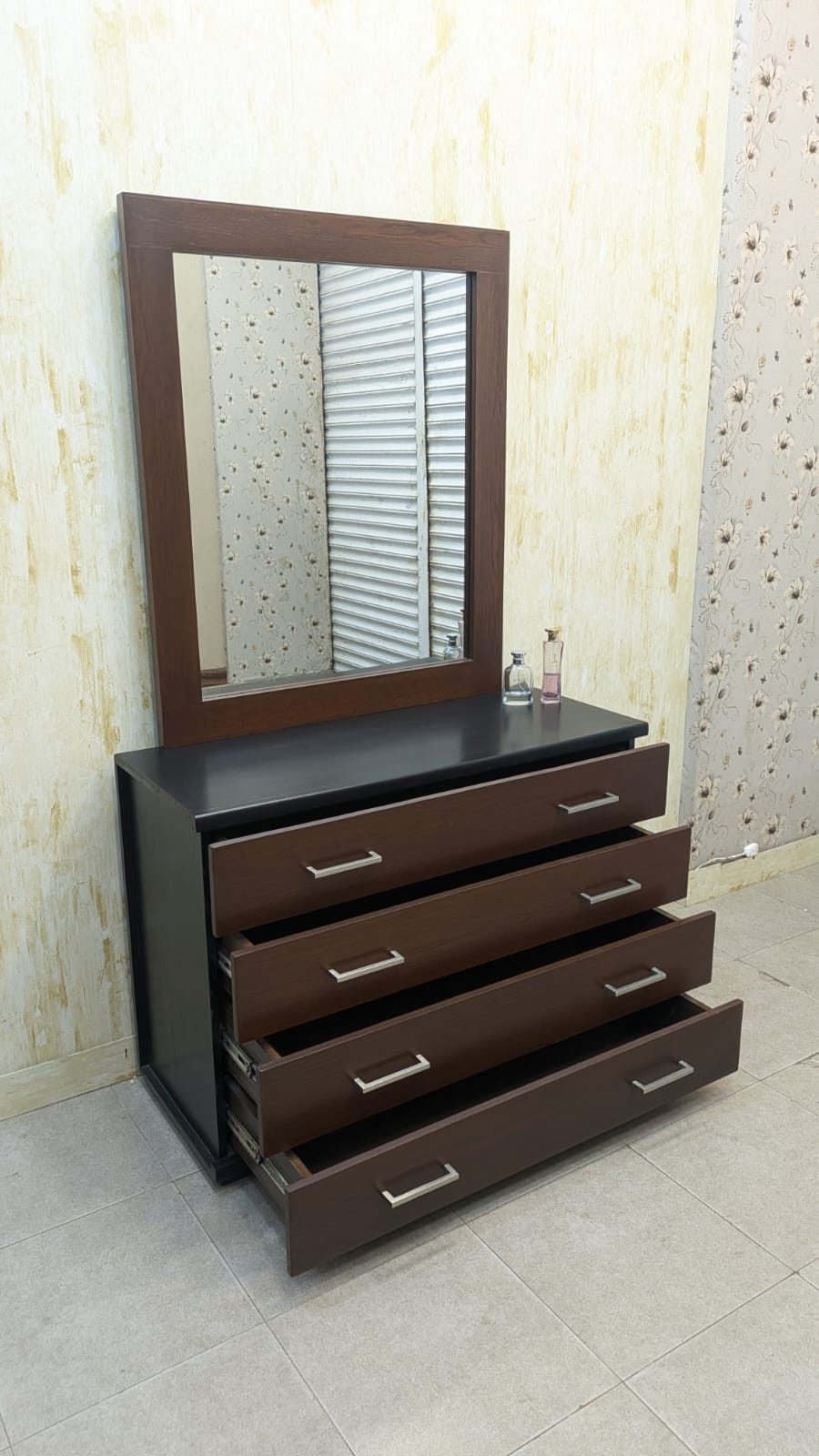 Habitt Cooper King Size Bedroom Set