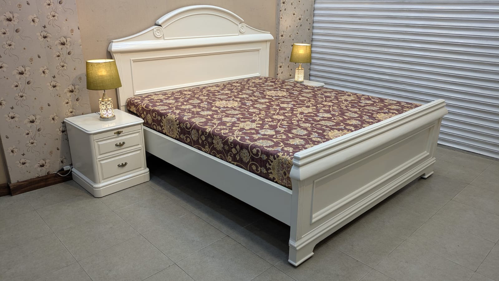Victoria Furniture King Size Bed Set