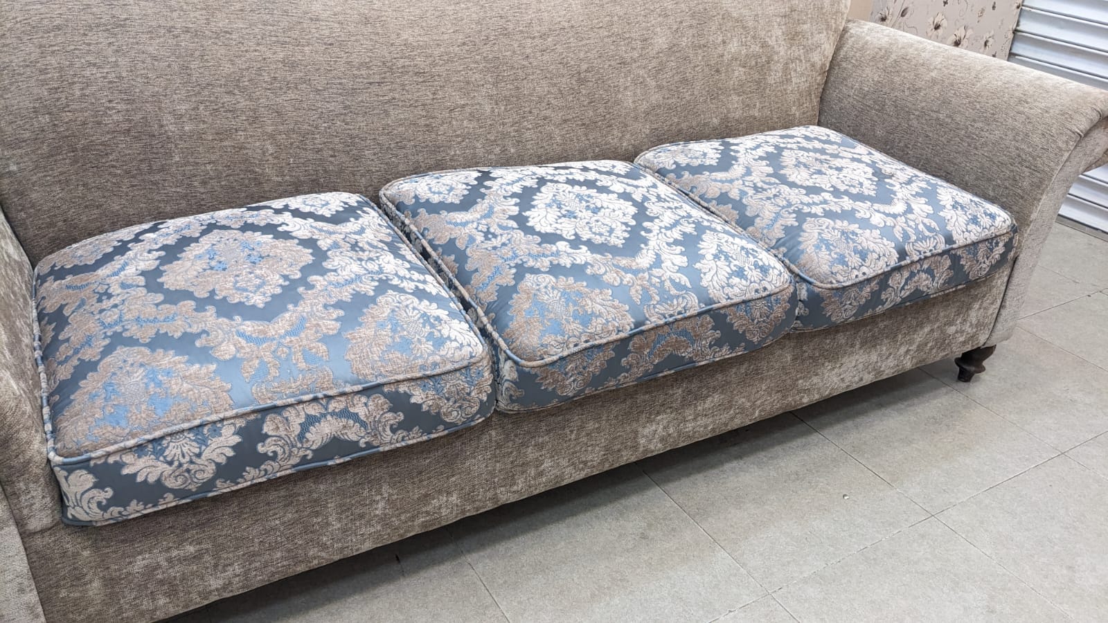 Comfortable 5 Seater Sofa Set