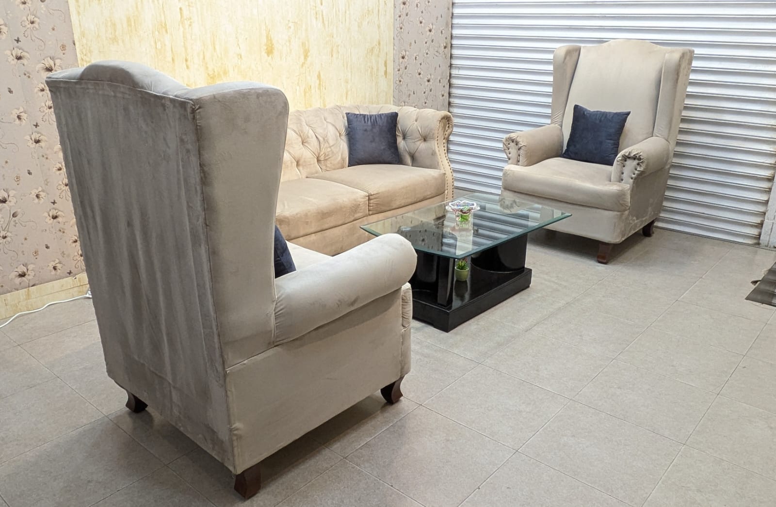 Comfortable 4 Seater Sofa Set