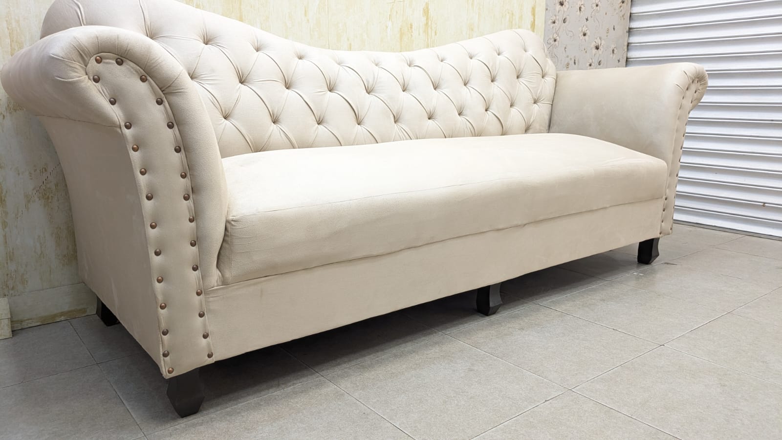 Elegant Design 5 Seater Sofa Set