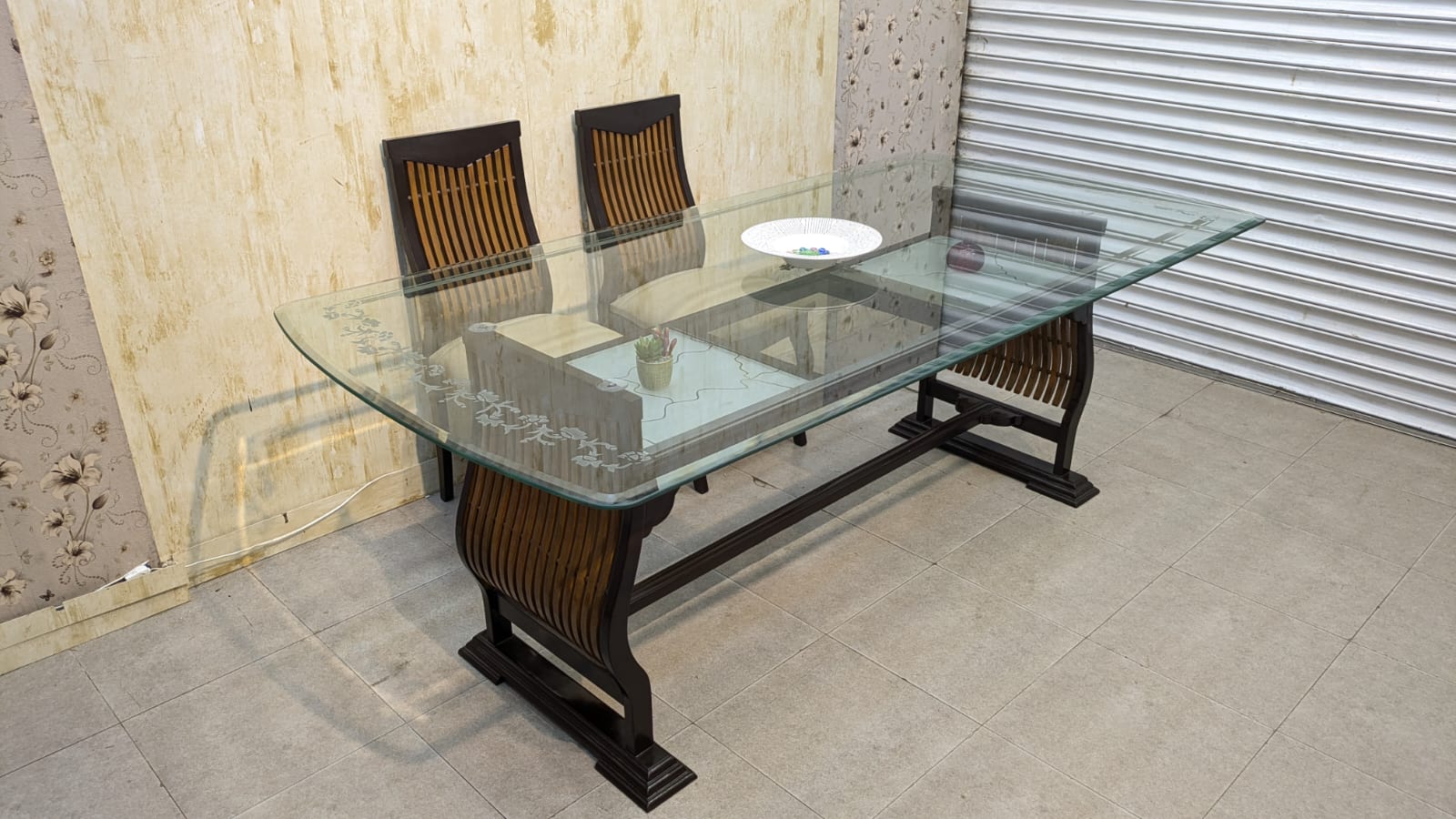 SOLID SHEESHAM WOOD 6-SEATER DINING TABLE + 1 EXTRA CHAIR