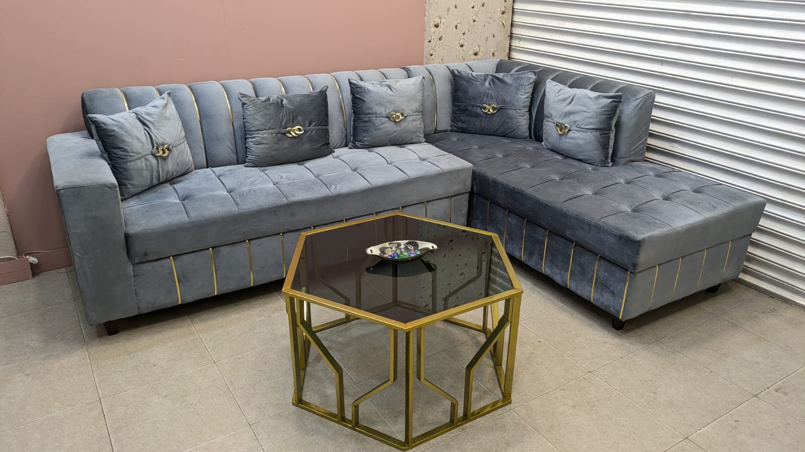 L-SHAPE SOFA SET WITH CENTRE TABLE