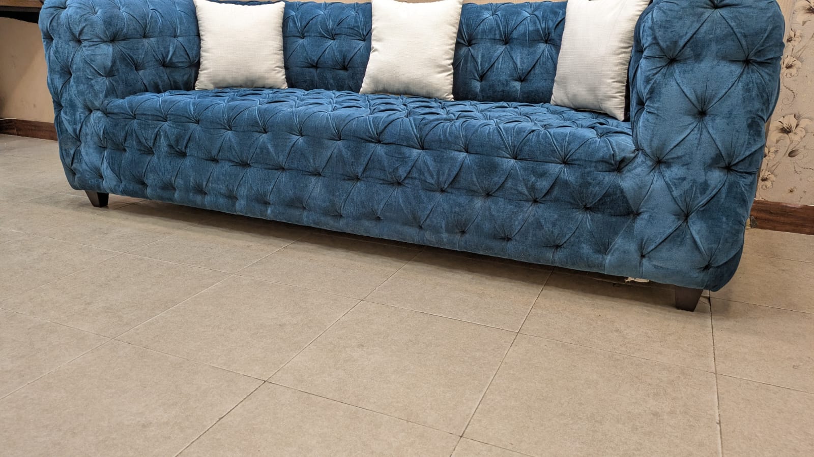 Luxury Design 5 Seater Sofa Set