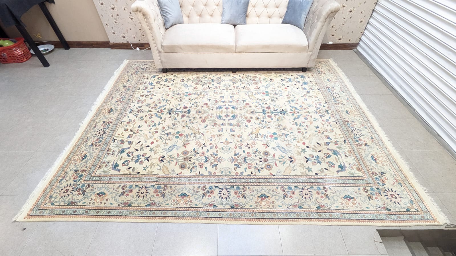 Vintage Persian Shikargah Hand Knotted Carpet