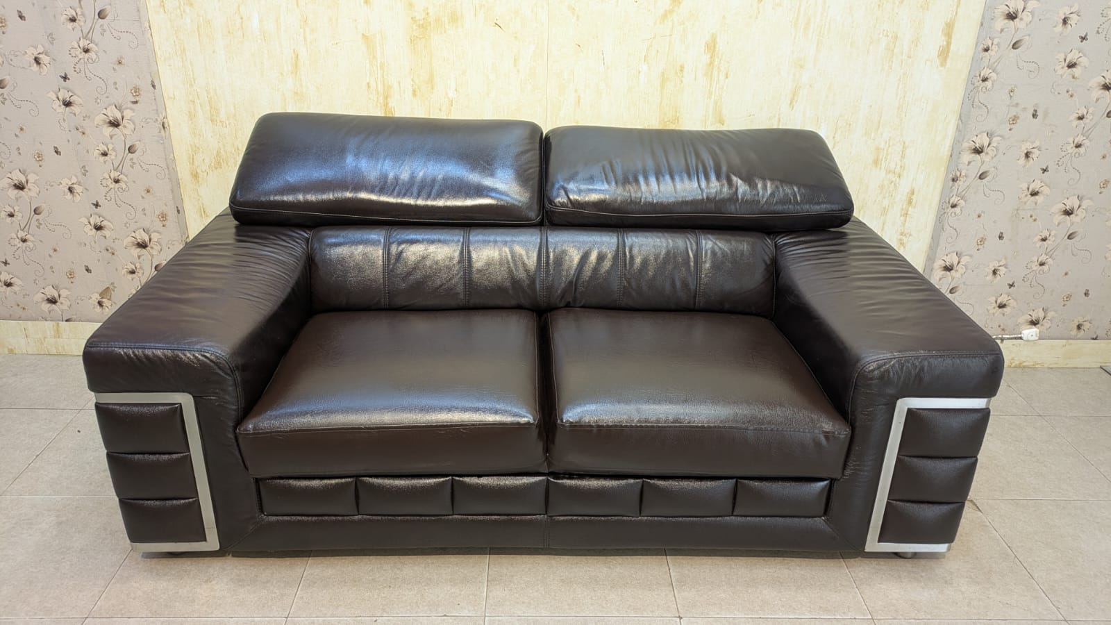 Pantak 2 Seater sofa