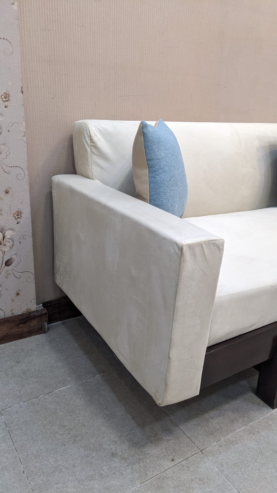 Modern Design 3 Seater Sofa