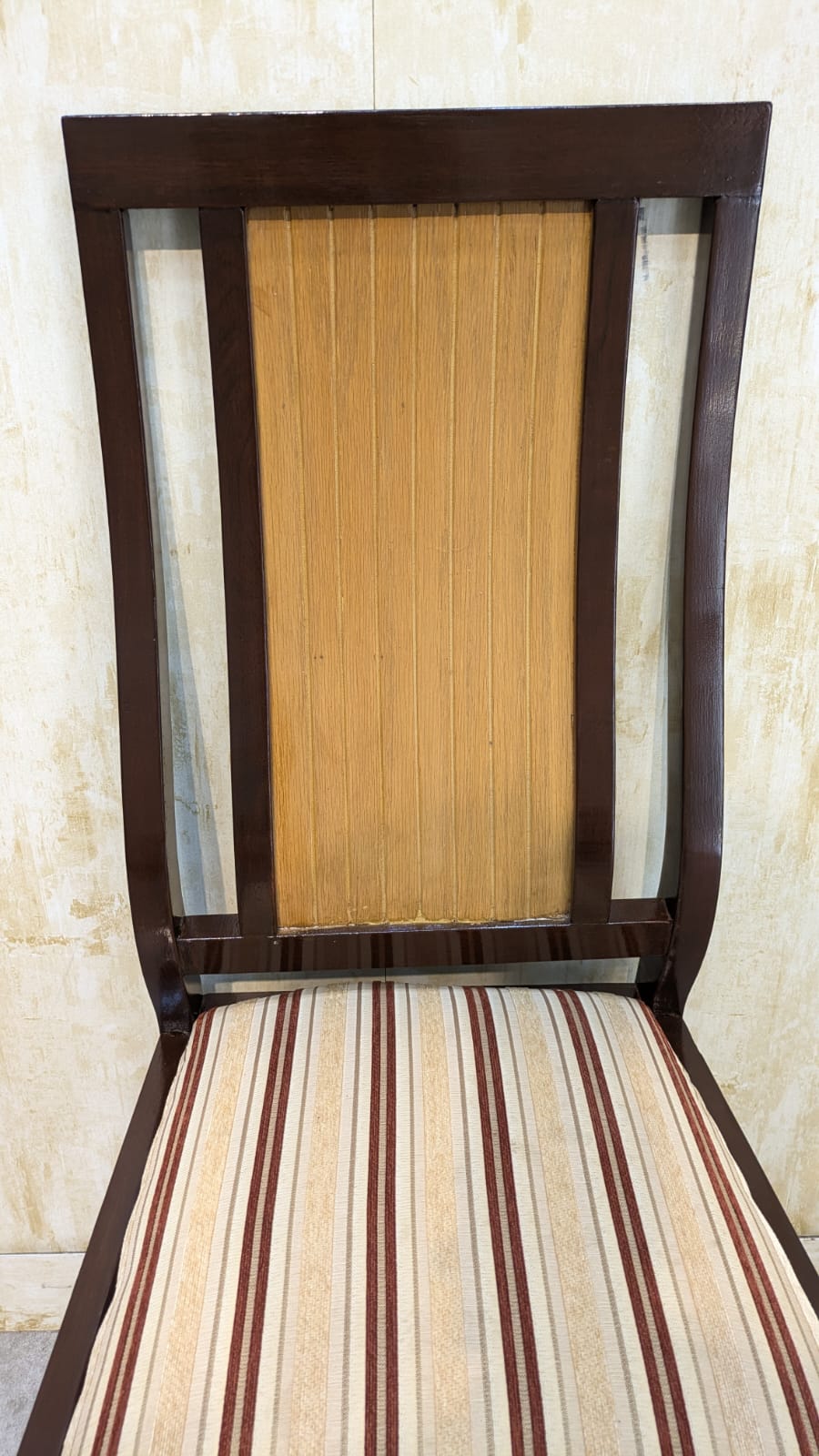 6 Seater Dining Table