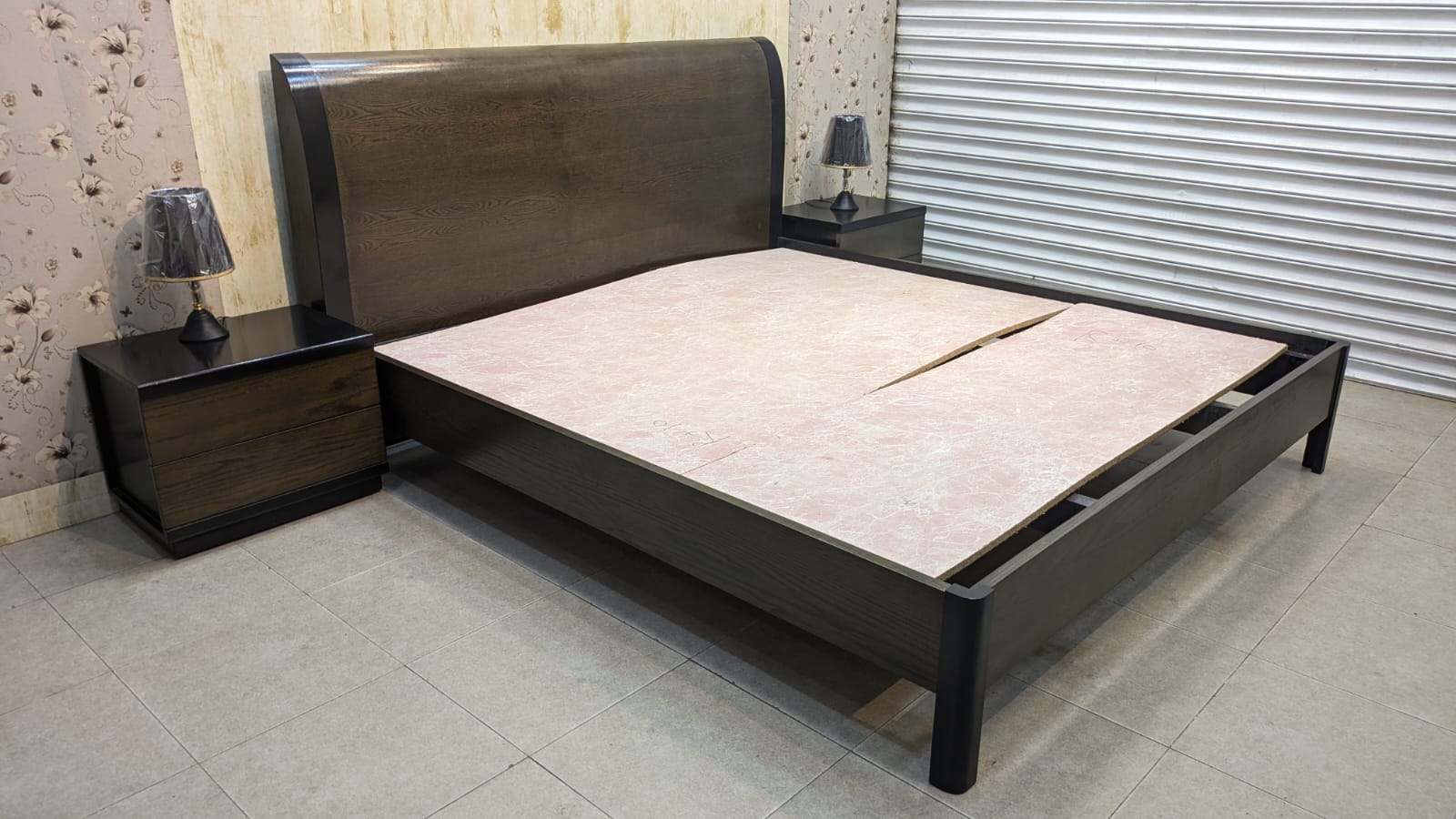 Habitt Cooper king Size Bed Set