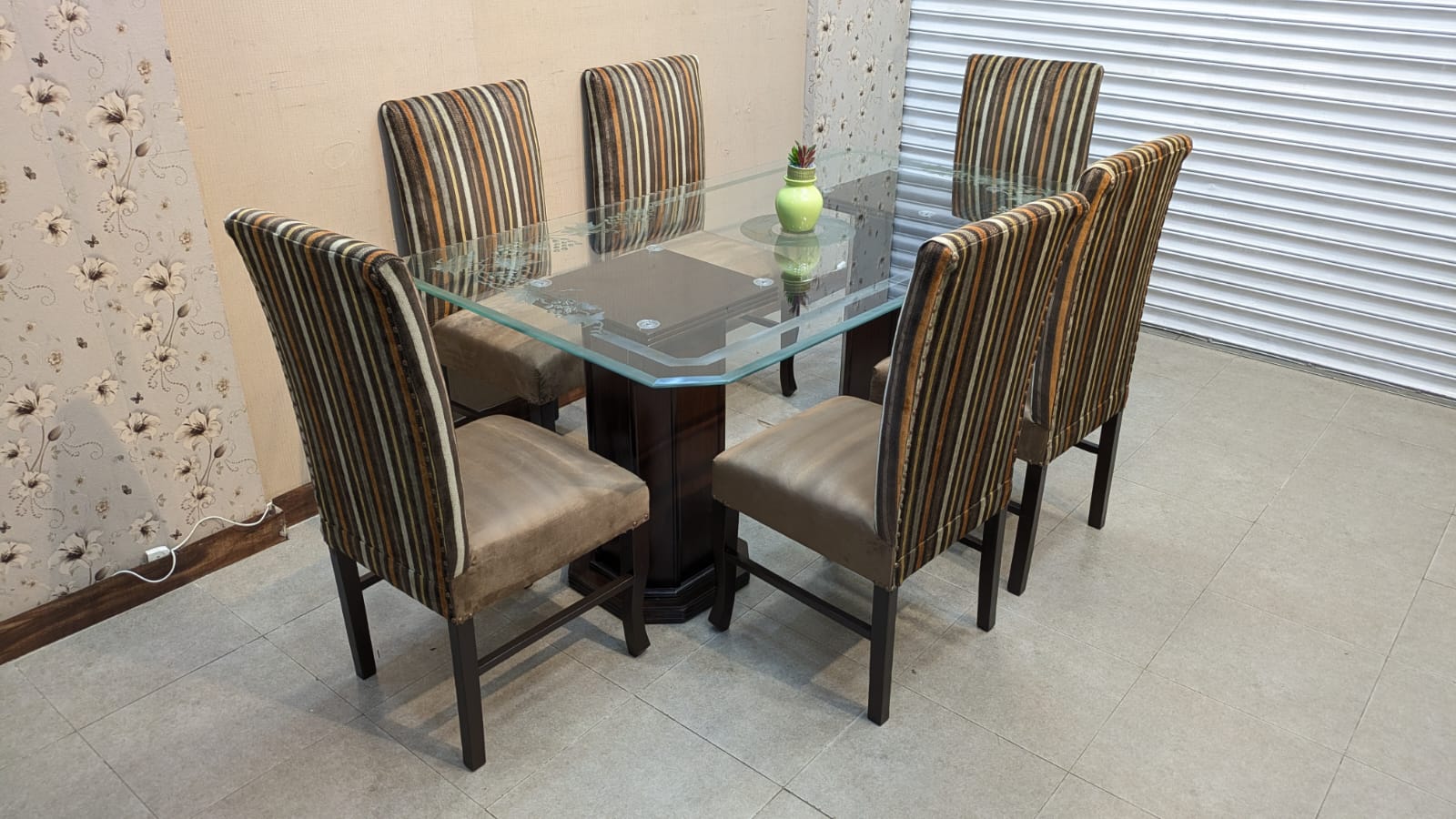 6 Seater Dining Table
