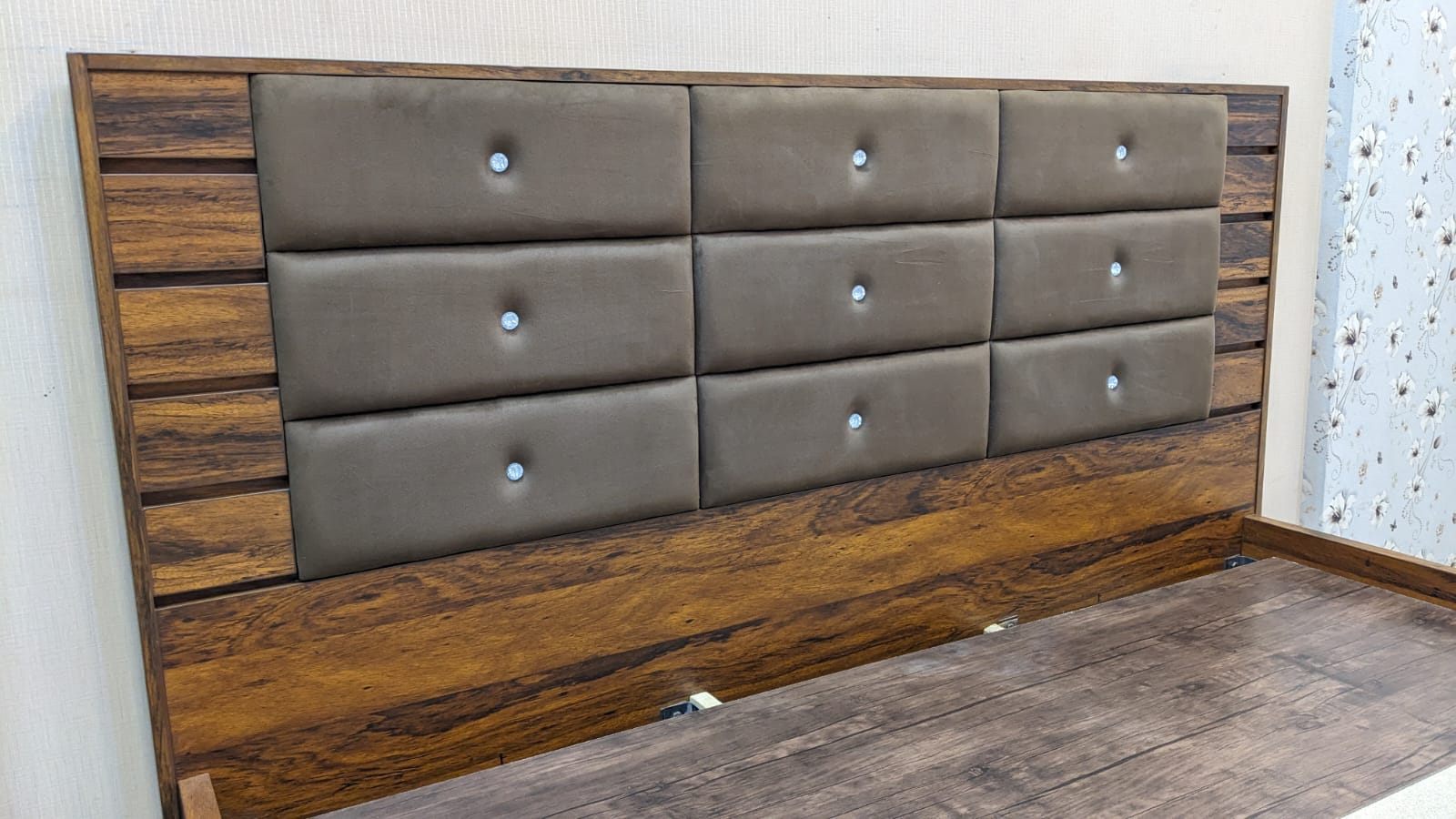 New King Size Bed
