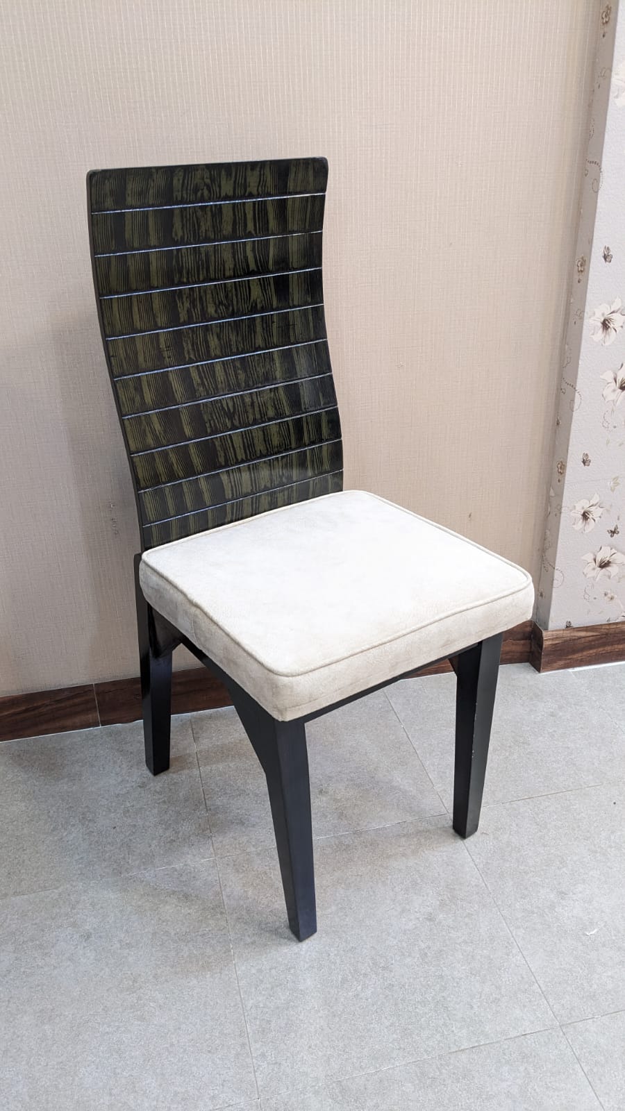 6 Seater Dining Table