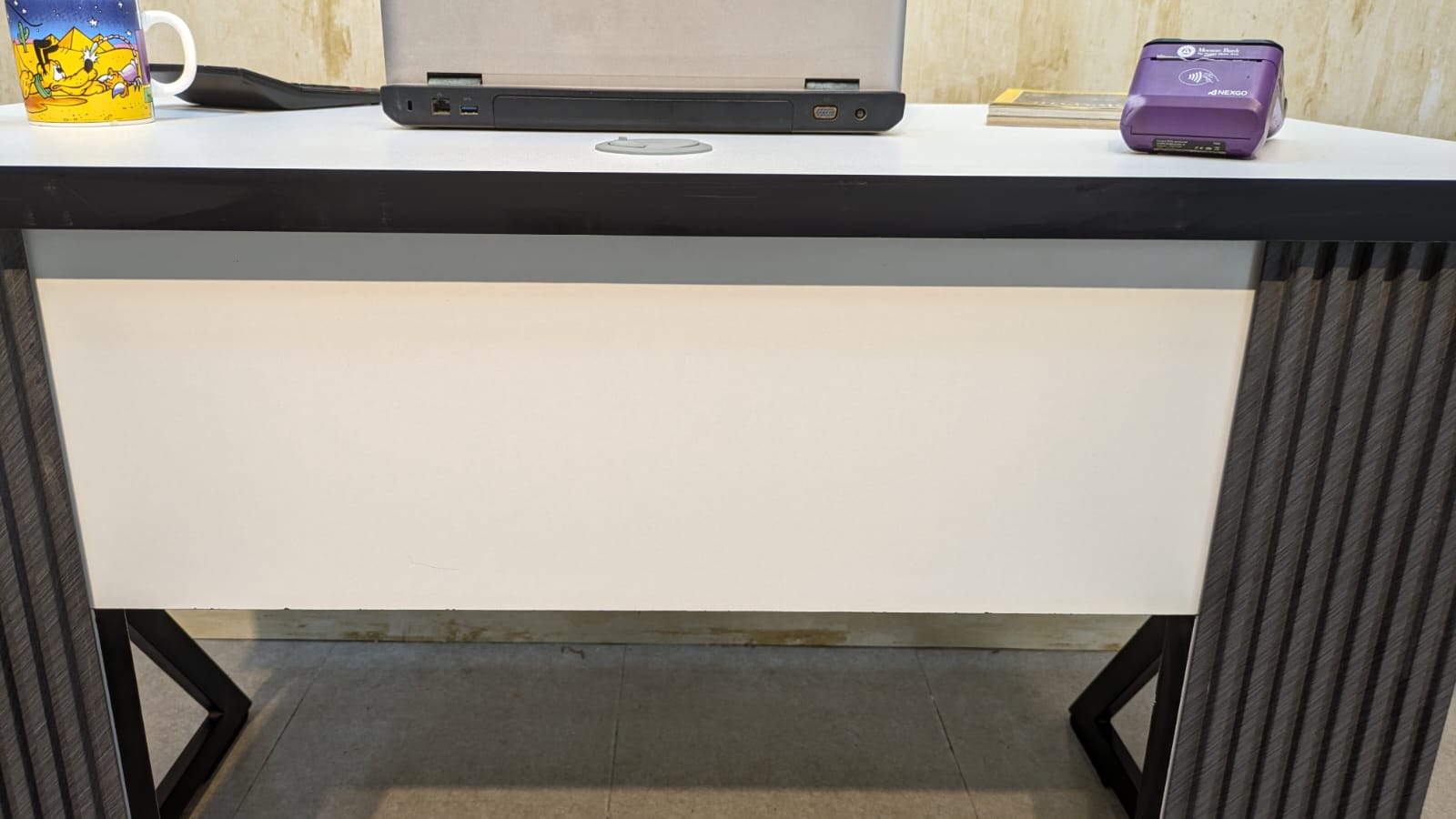 Brand New Modern Study Table – Sleek & Practical