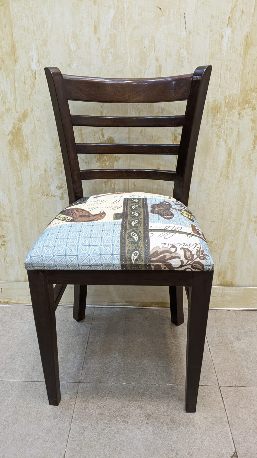 Single Chair