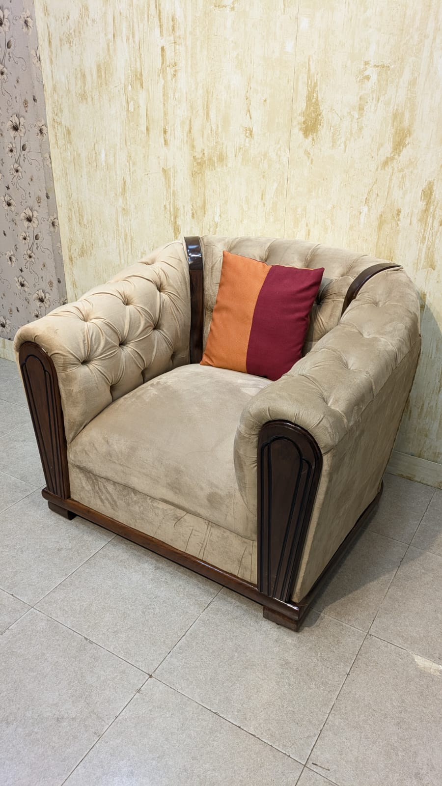 Luxurious 9 Seater Chesterfield Sofa Set