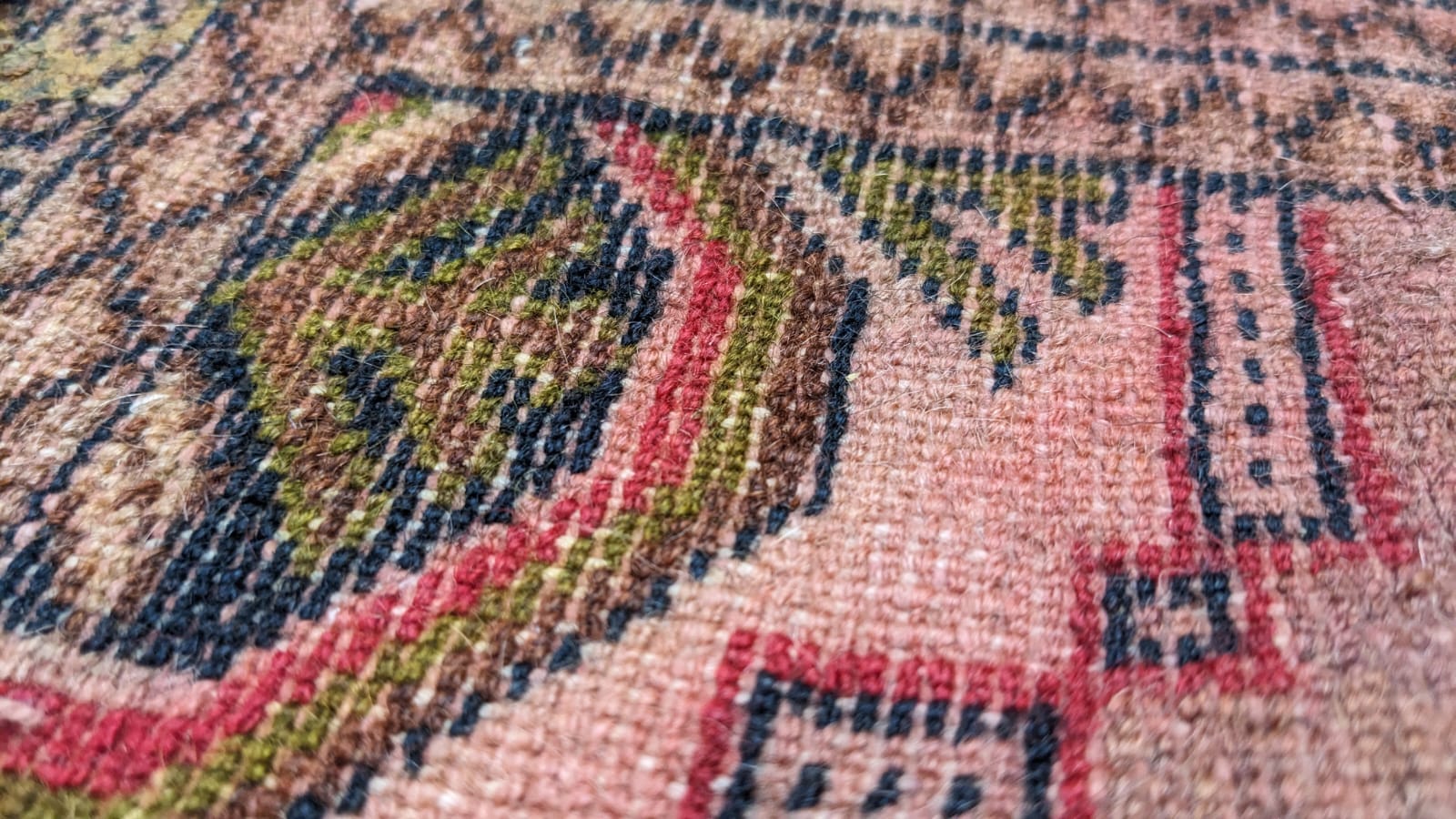 Hand Knotted Turkish Kilim Rug