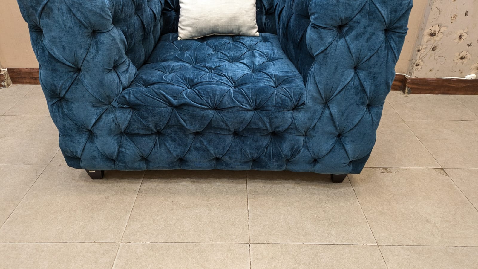 Luxury Design 5 Seater Sofa Set