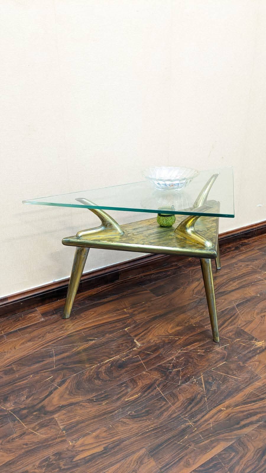 Corner Table