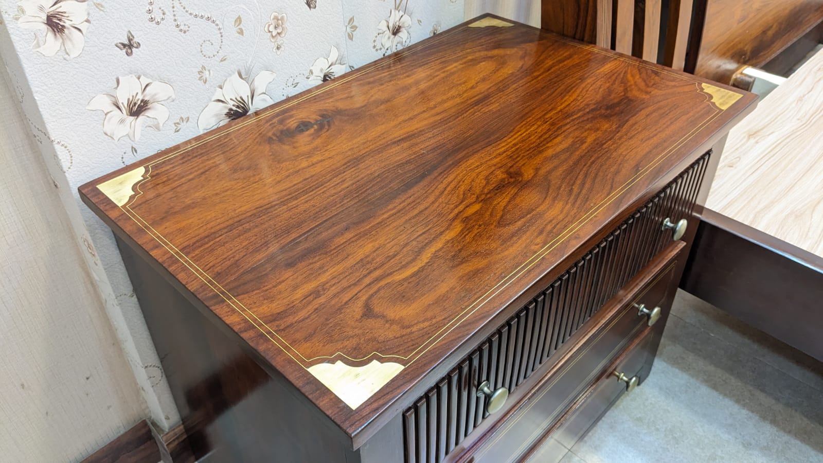 Imported Solid Sheesham Wood Super King Size Bed with 2 Side Tables