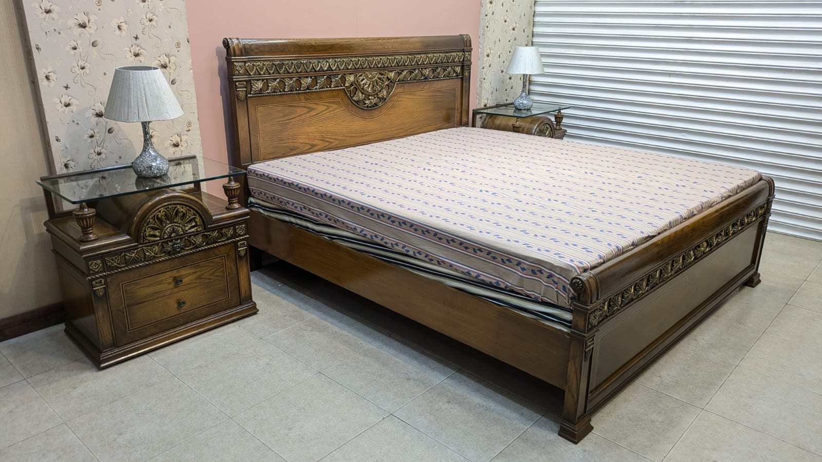 King Size Bed Set with 2 New Free Pillows