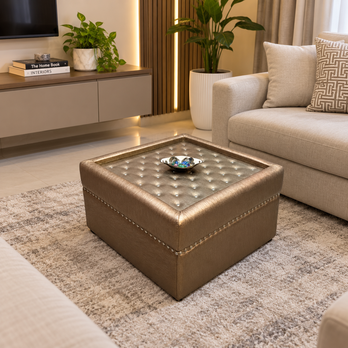 Beautiful Chesterfield Design centre Table
