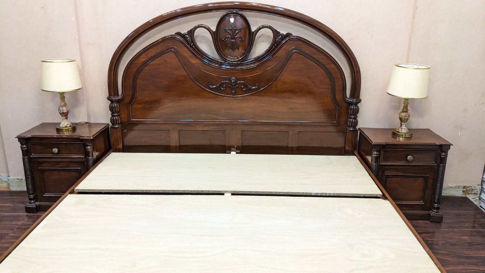 Sheesham Wood King Size Bed with 2 Side Tables
