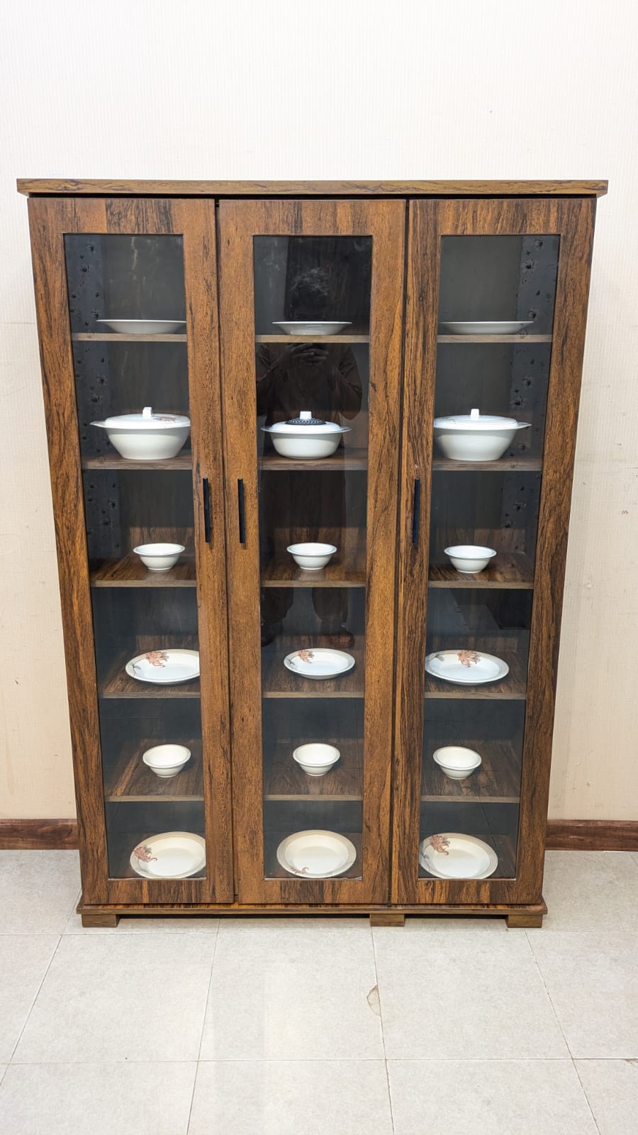 Brand New 3 Door Crockery Divider