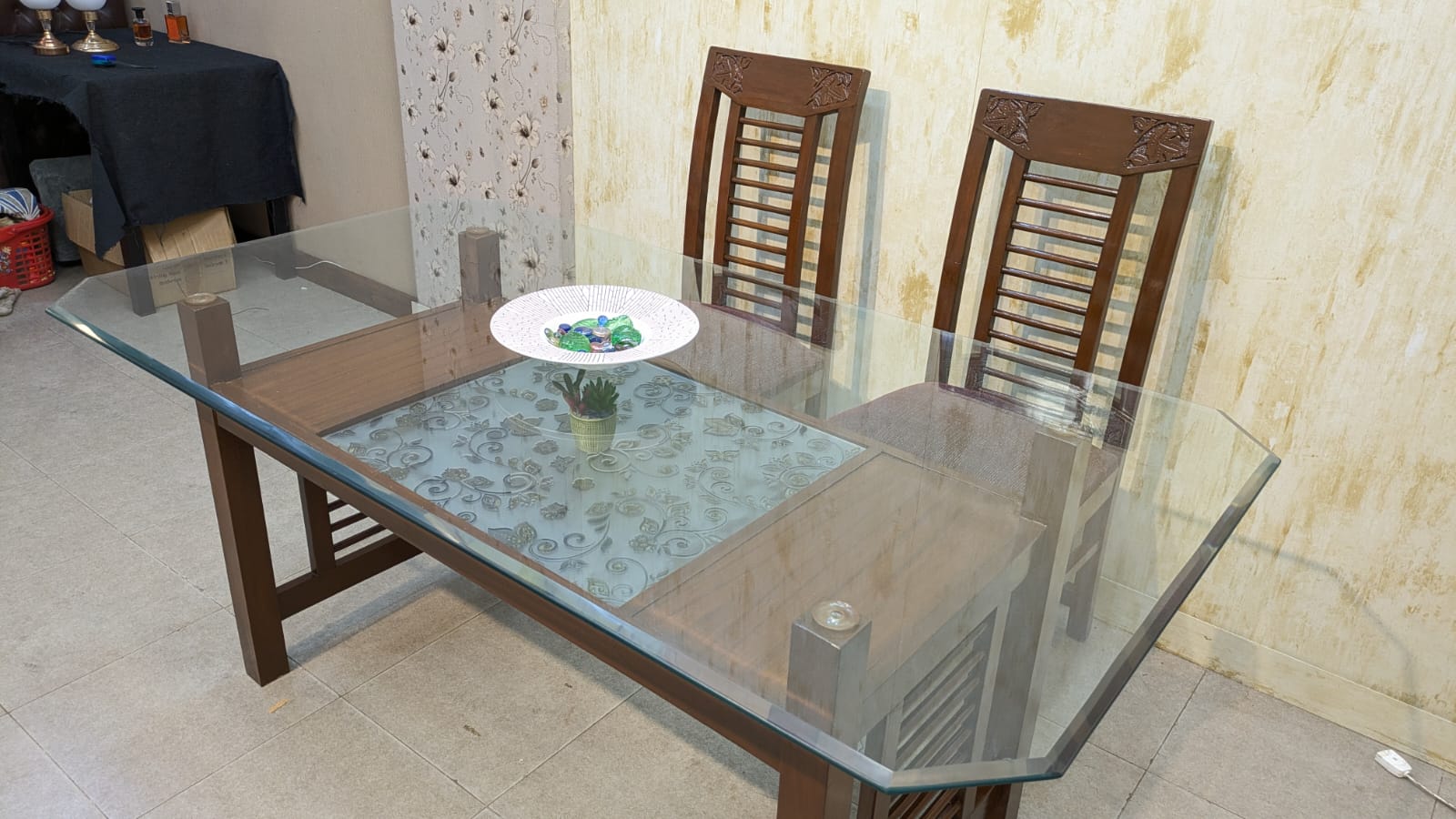 6 Seater Dining Table