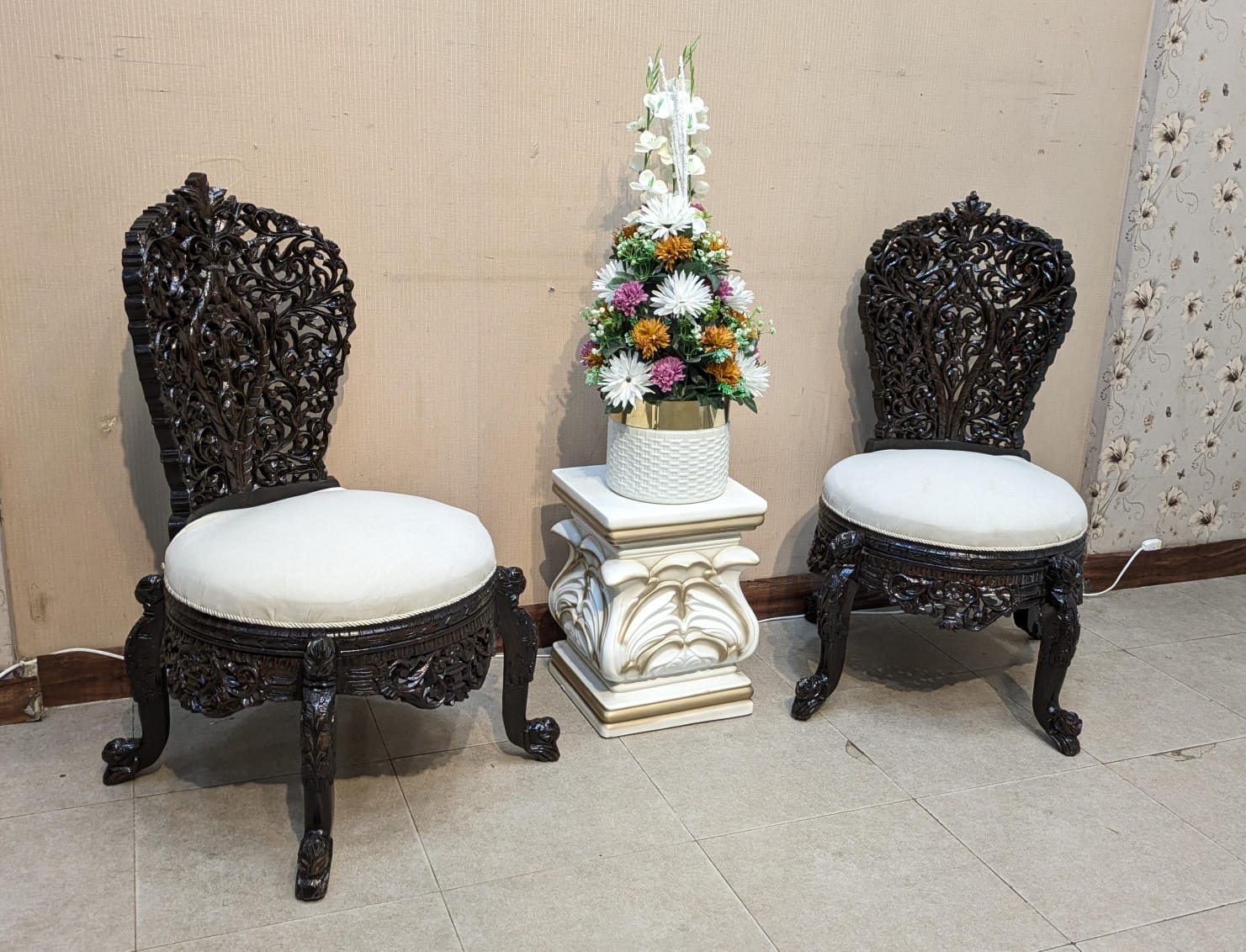 Solid Sheesham Wood Pair of Peri chairs