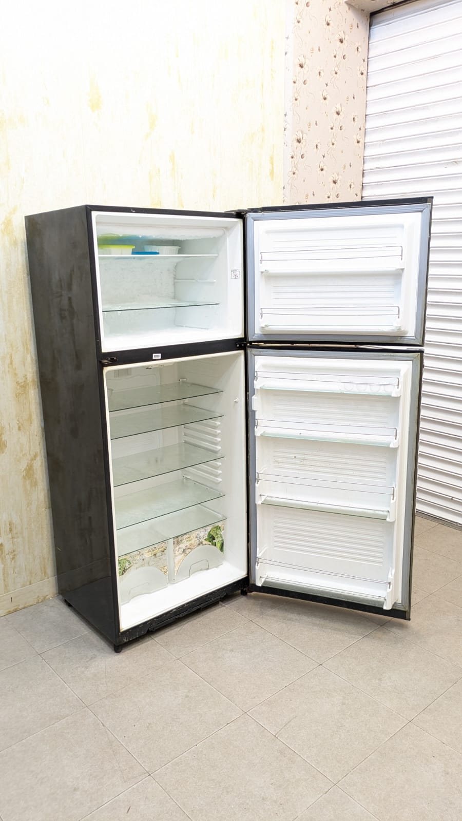 Dawlance Signature Inverter Refrigerator