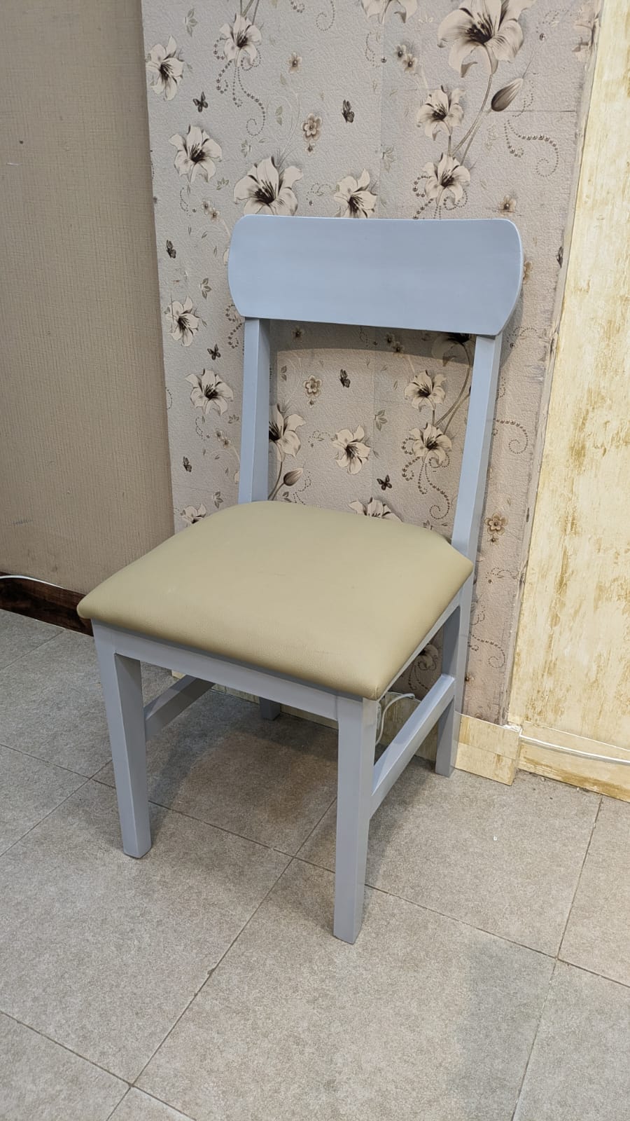 2 Seater Dining Table / Breakfast Table
