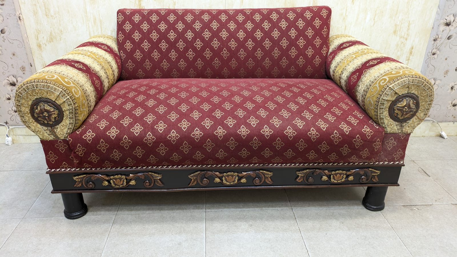 4 Seater Sofa Set
