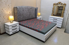 King Size Bed With 2 Side Tables and Dressing