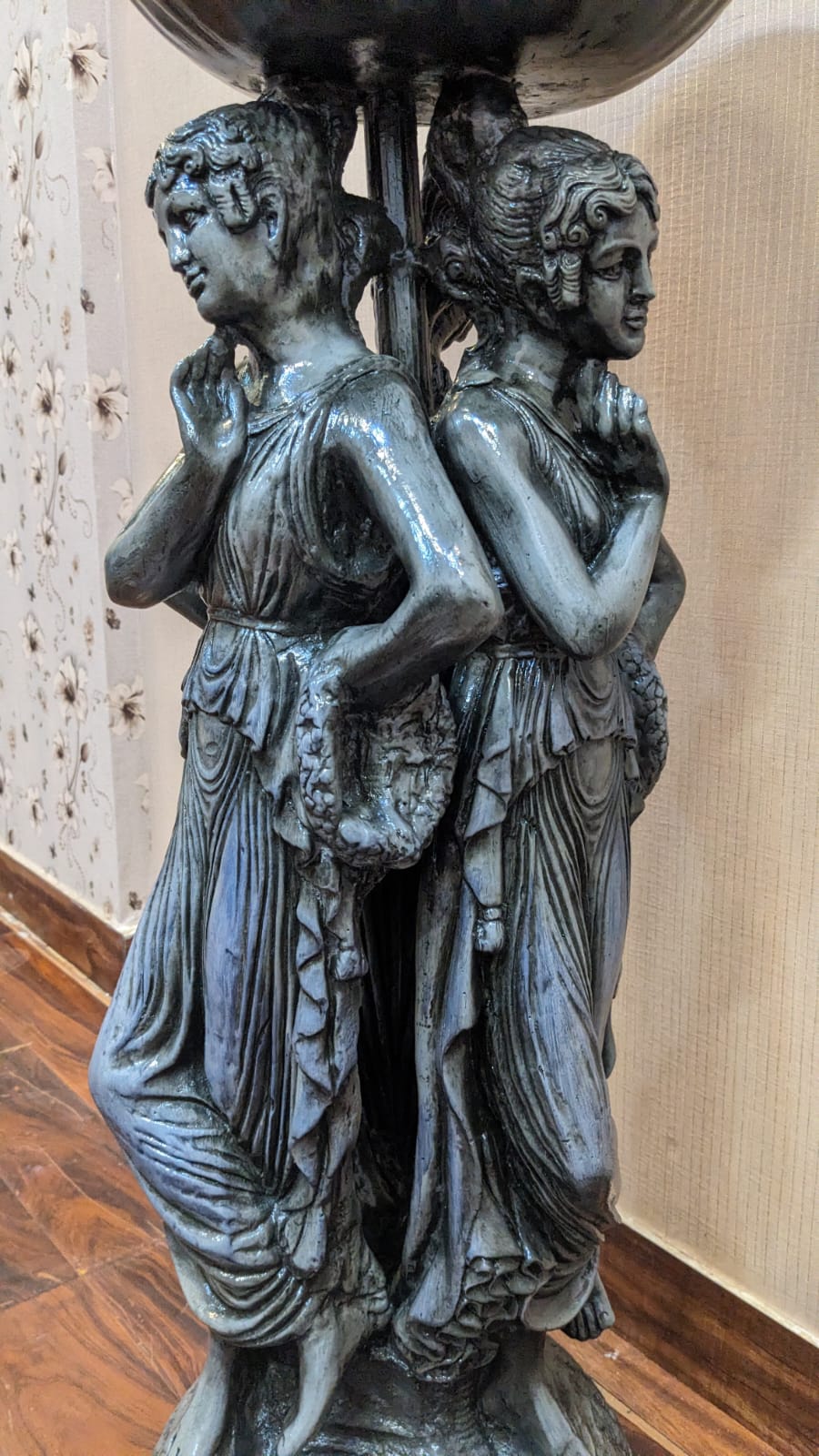 New Pair Of Roman Style Pedestals / Planters