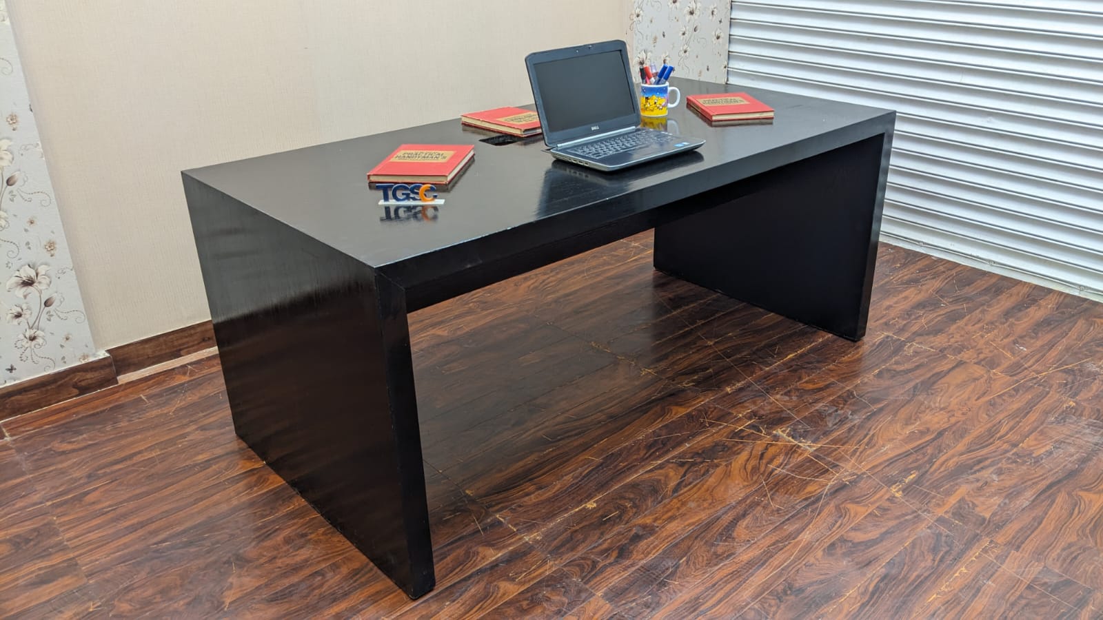 4 Person Workstation Table