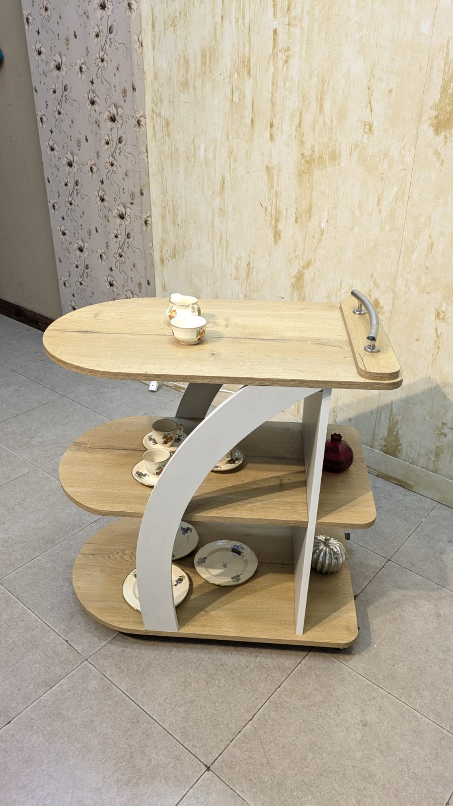 Brand New 3 Tier Tea Trolley