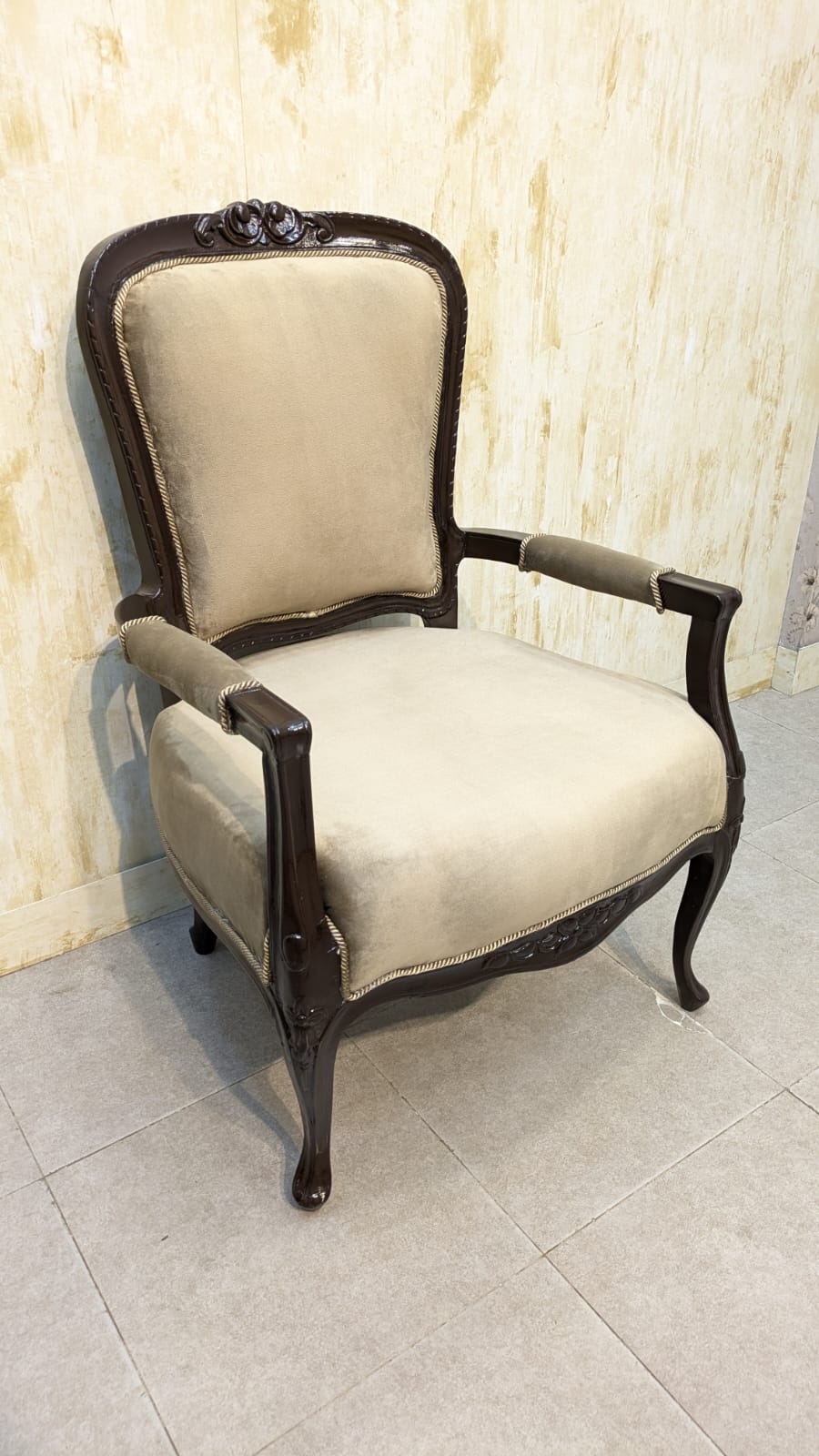 Solid Sheesham Wood Room Chair